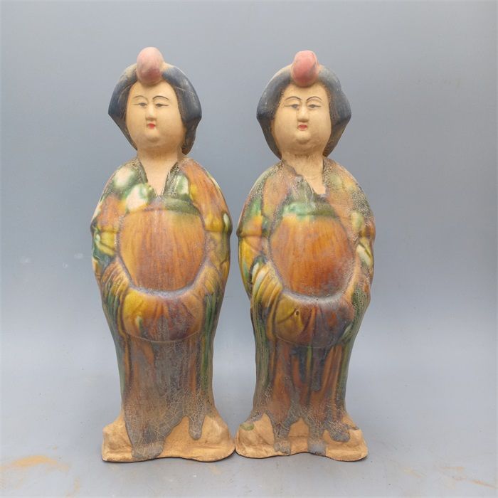 Vintage Collectible Pottery - Eski Koleksiyon Tang Sancai Boyalı Kadın