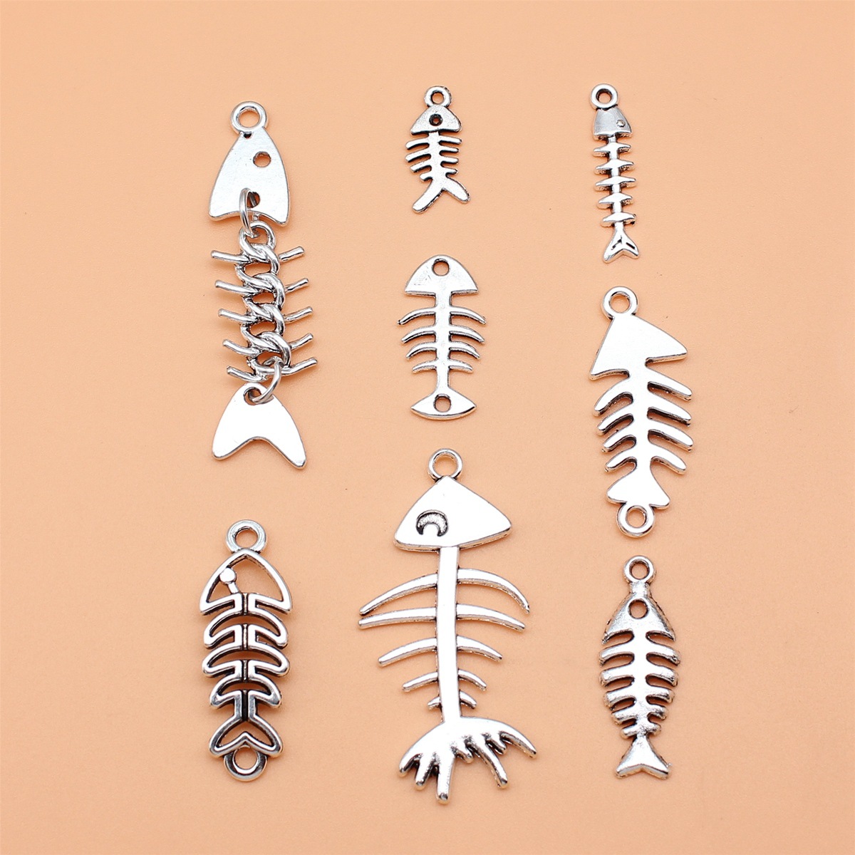 Vintage Collectible Jewelry - 8 adet antik gümüş renk balık
