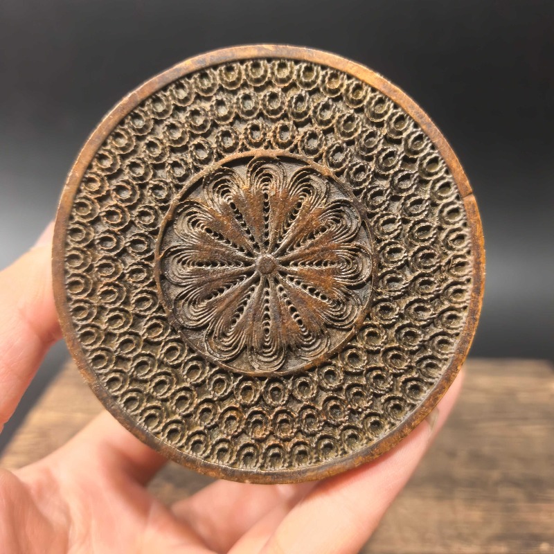 Çin Retro Oymalı Metal Mücevhe - Vintage Collectible Jewelry incelemesi ve fiyatı